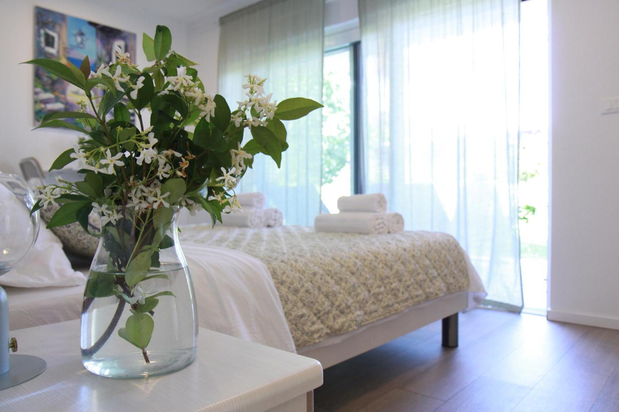 Studio Apartment Rosa Krk คิร์ก ภายนอก รูปภาพ